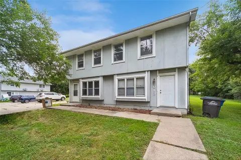 Side-By-Side Two-Unit Duplex