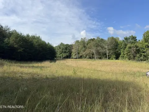 Creekfront Hunting Land