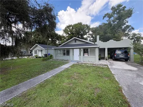 Triplex with Separate Garage