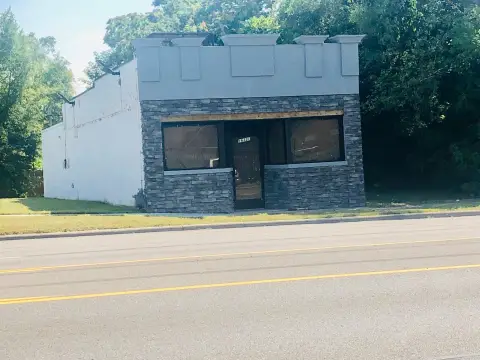 Freestanding Commercial Building For Sale