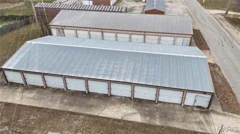 Income-Producing Property in Poplar Bluff