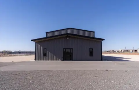 New Flex Space with Overhead Doors