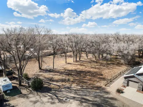 One-Acre Lot in North Valley