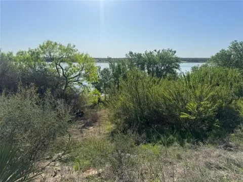 Waterfront Lot in Kings Point