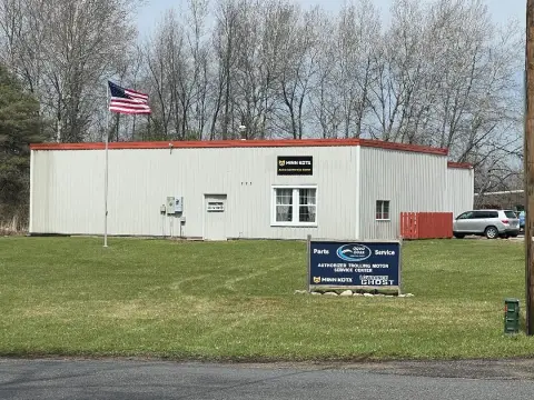 Lakeview Commercial Building with Expansion