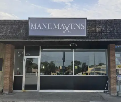 Salon Space with 11 Workstations
