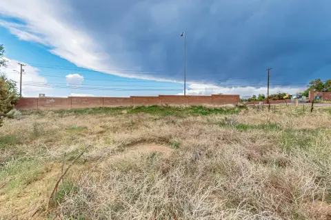 Santa Fe Commercial Land Parcel