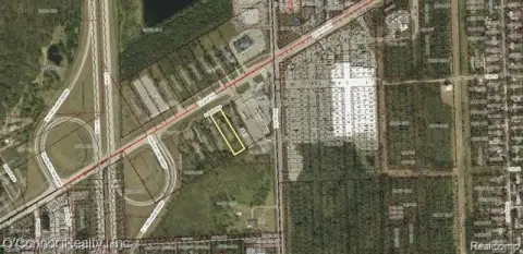 Commercial Land Near Expressway