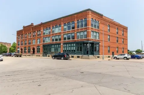 Charming Retail Space in Dubuque