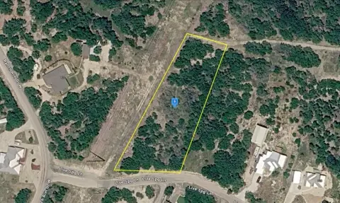 Residential Land in Cave Springs