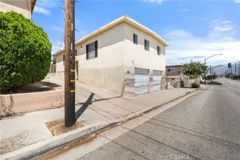 Triplex With Detached Home