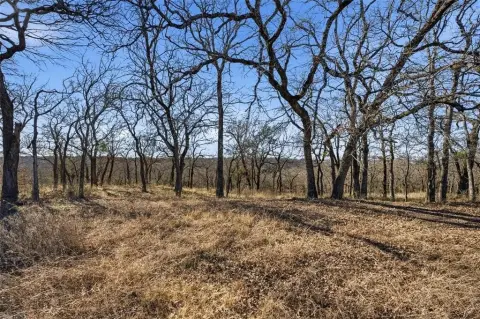 10 Acre Tract Near West
