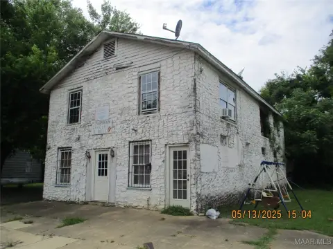Mixed-Use Building in Selma, AL