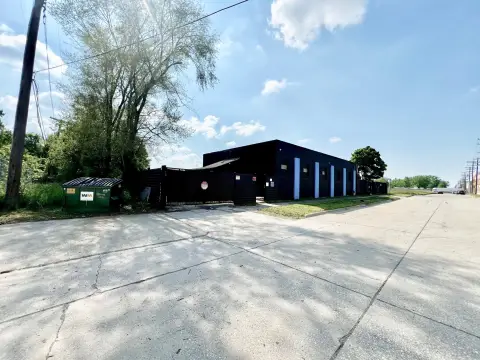 Renovated Industrial Property Near Downtown