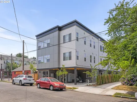 16-Unit Apartment Building