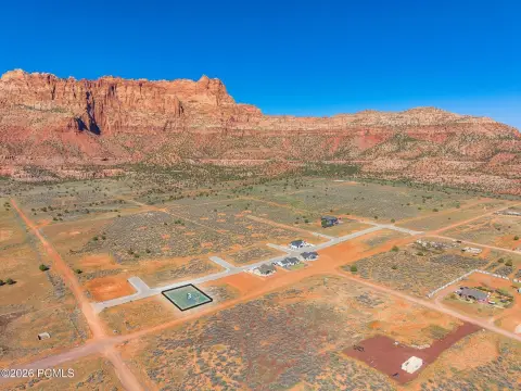 Hildale Land with Mountain Views