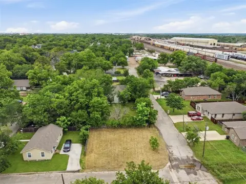 Corner Lot in Cleburne, TX