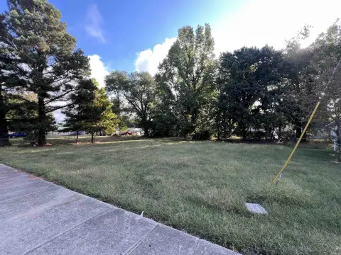 Residential Lot in Waldron, AR