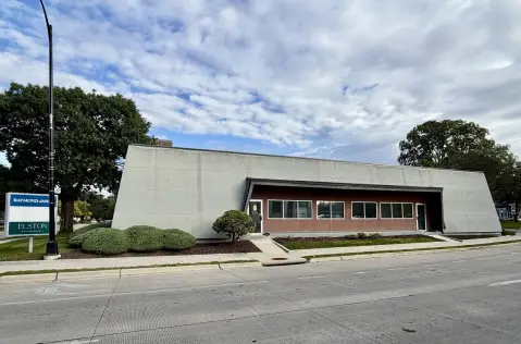 Three-Suite Office Building