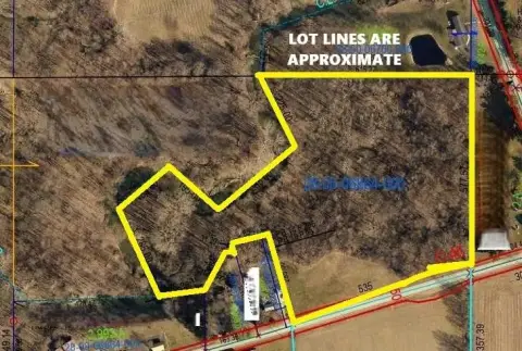 Land with River in Bucyrus