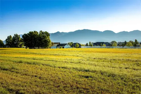 Kalispell, MT Acreage for Building