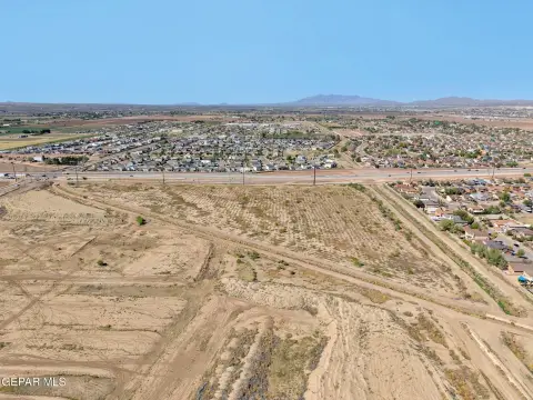 Spacious Land in Upper Valley