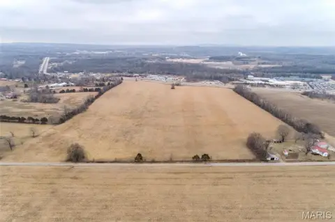 Bonne Terre Farm with Development Potential