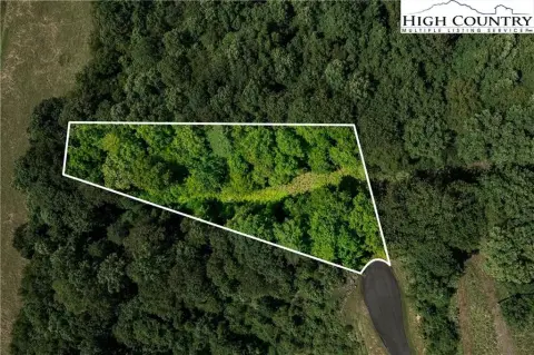 Land with Lake Views