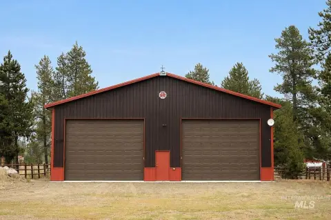 Flex Space With Oversized Doors