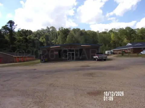 Storefront with Warehouse