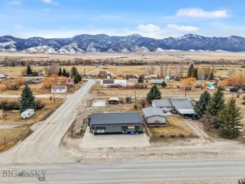 Renovated Mixed-Use Property