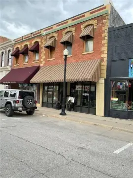 Downtown Chanute Commercial Building For Sale