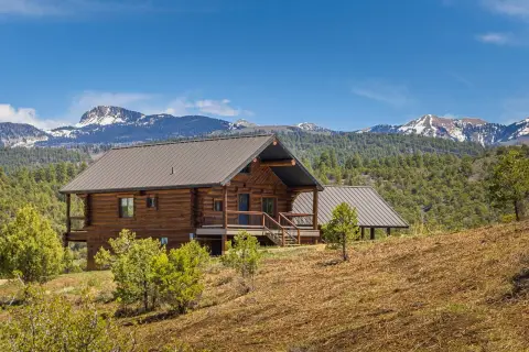 Mancos Farm/Estate with Cabins
