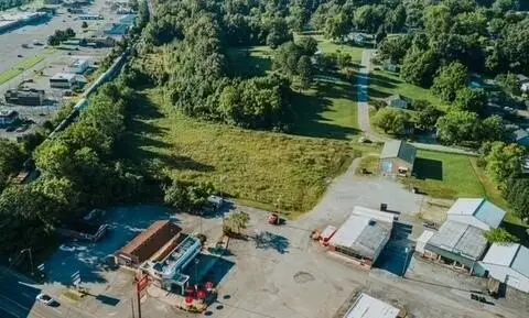 Commercial Land with Multiple Structures