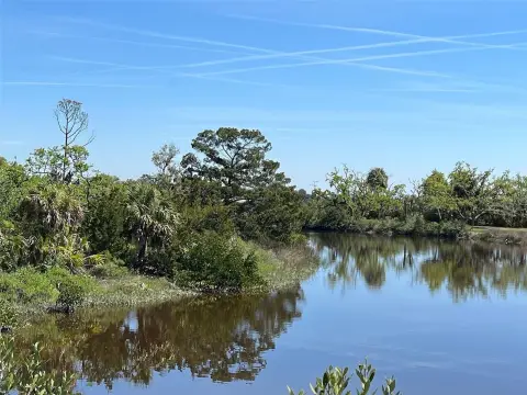 Waterfront Lot in Cedar Key