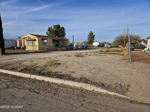 Flat Lot in Benson, Arizona