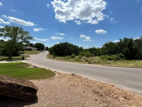 Residential Land in Established Subdivision