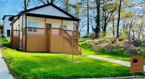 New Duplex in Dixie Hills