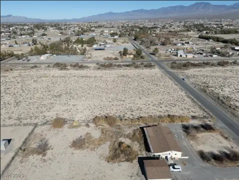 Pahrump Land with Mountain Views