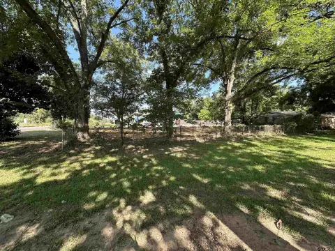 Commercially Zoned Highway-Frontage Lot