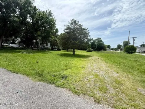 Residential Land in Mount Vernon