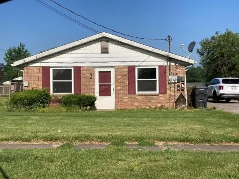 Renovated Duplex With Separate Utilities