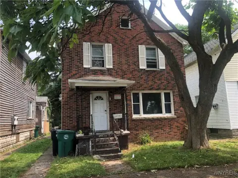 Niagara Falls Two-Family Residence