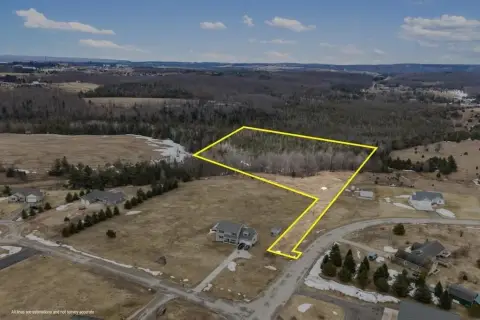13-Acre Parcel in Petoskey, MI