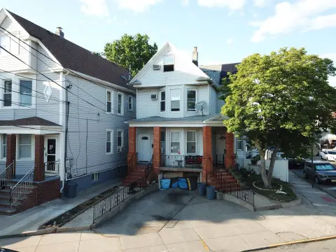 Two-Unit Colonial Duplex