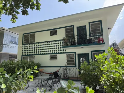 Two-Story 16-Unit Multifamily