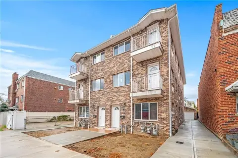 Duplex with Private Garage