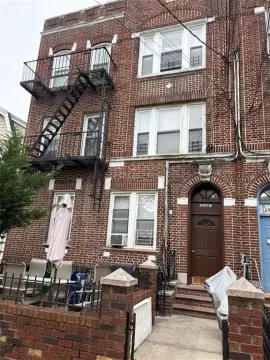 Bensonhurst Six-Family Brick Building