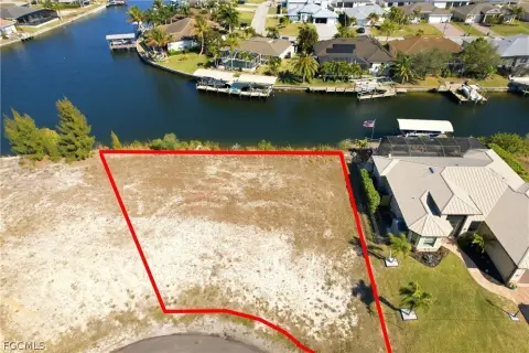 Waterfront Land in Cape Coral