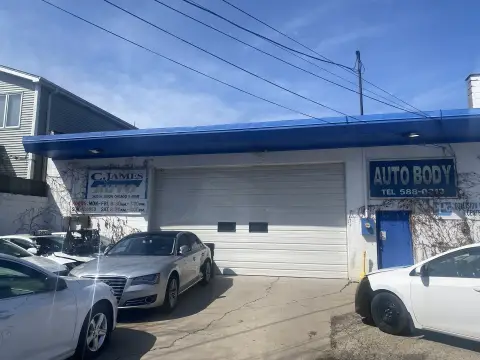 Auto Repair Facility with Service Bays